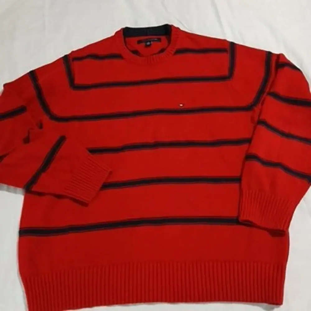 Tommy Hilfiger Men's Medium Red/Blue Striped 100% Cotton Long-Sleeved Sweater